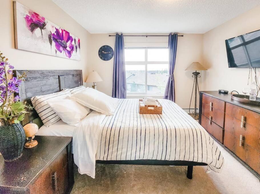 Level Lux, Comfy & Cozy Haven * Edmonton